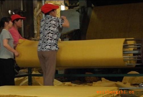 1092型燒紙造紙機(jī)、迷信紙造紙機(jī)設(shè)備、黃紙造紙機(jī)械