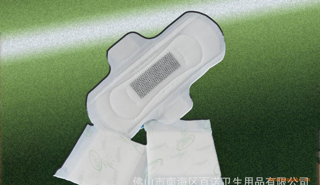 樂點(diǎn)點(diǎn)3D立體防漏超強(qiáng)吸收衛(wèi)生巾干爽、透氣、無感覺