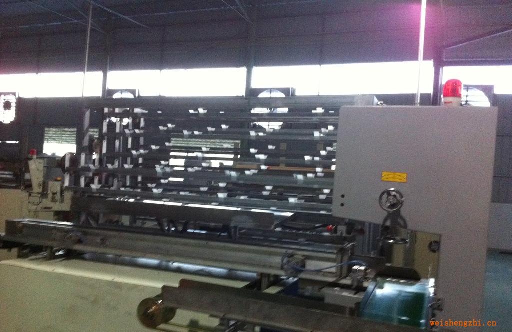 180A型自動(dòng)帶鋸切紙機(jī)