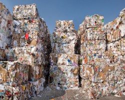 廢紙進(jìn)口政策加嚴(yán)，或影響2018年額度約797萬(wàn)噸！