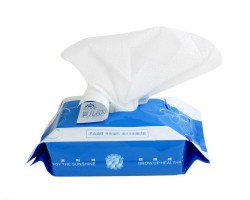 嬰兒濕巾選購(gòu)使用注意事項(xiàng)