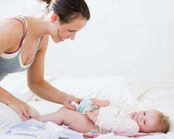 更換紙尿褲的十個(gè)步驟！