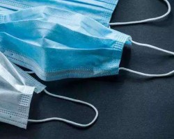 日產(chǎn)超5噸 即墨市全新口罩核心原料熔噴布生產(chǎn)線啟動(dòng)安裝