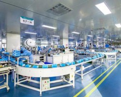 東順國貿(mào)旗下山東永芳衛(wèi)生用品公司10條全自動口罩生產(chǎn)線正式投產(chǎn)