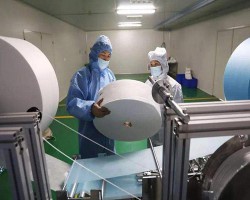 保定市維拓造紙機(jī)械3200斜網(wǎng)紙機(jī)開(kāi)機(jī)成功